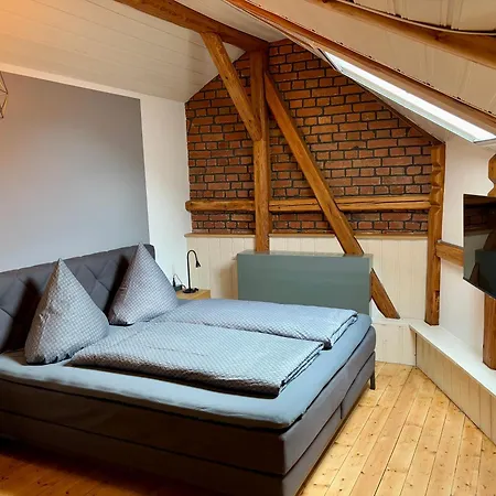 Brenner Einchecken Und Wohlfuehlen * Langenbernsdorf